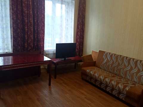 квартира за адресою Морозова вул., 1