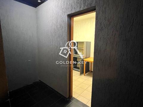 комерційна за адресою Федора Караманиць вул. (Ватутіна), 50