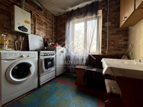 квартира за адресою Металургів просп., 15