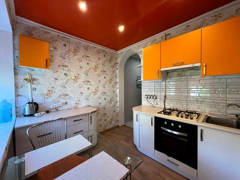 квартира за адресою Соборності вул. (Косіора), 10