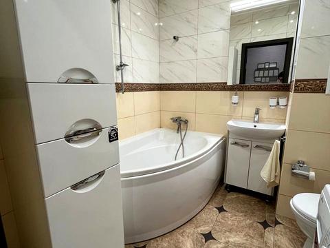 квартира за адресою Соборності вул. (Косіора), 10