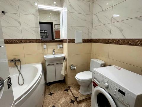 квартира за адресою Соборності вул. (Косіора), 10