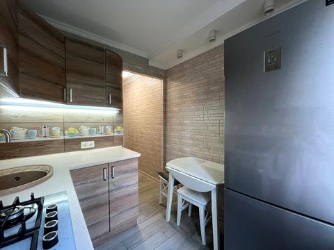 квартира за адресою Космонавтів вул., 34