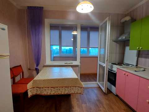 квартира за адресою Рональда Рейгана вул. (Теодора Драйзера), 9-Г
