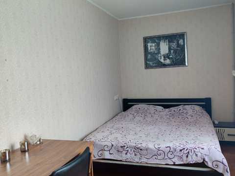 квартира за адресою Михайла Комарова вул., 10/2