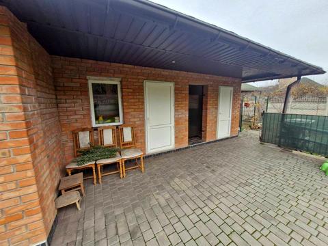 будинок за адресою Владислава Ревенка вул. (Скляра)