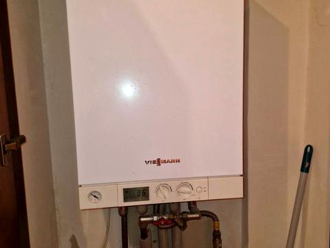 будинок за адресою Владислава Ревенка вул. (Скляра)