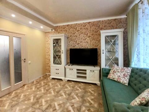 квартира за адресою Захисників Азовсталі вул. (Невська), 4