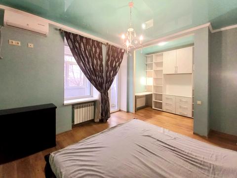 квартира за адресою Захисників Азовсталі вул. (Невська), 4