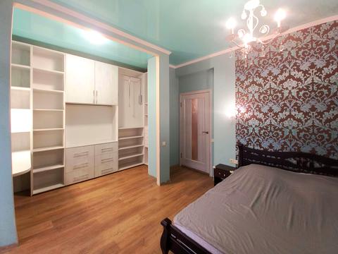 квартира за адресою Захисників Азовсталі вул. (Невська), 4