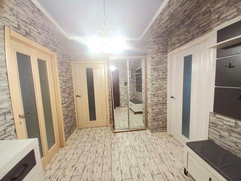 квартира за адресою Захисників Азовсталі вул. (Невська), 4