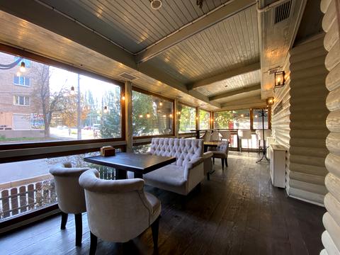 коммерческая по адресу Университетский просп. (Гагарина), 51