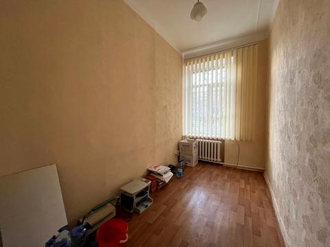 комерційна за адресою Церковна вул. (Каліниченка), 3