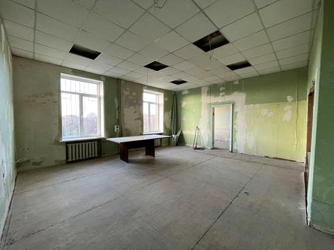 комерційна за адресою Церковна вул. (Каліниченка), 3