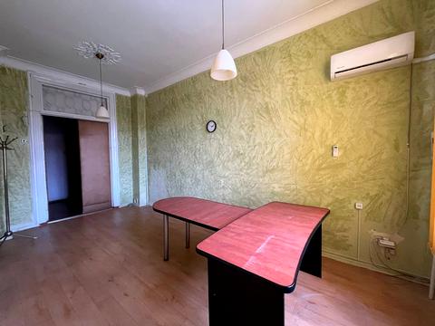 комерційна за адресою Церковна вул. (Каліниченка), 3