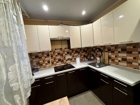 квартира за адресою Соборності вул. (Косіора), 43