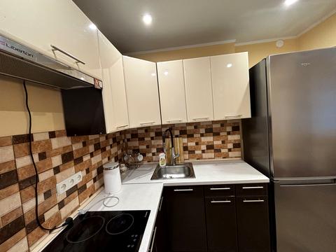 квартира за адресою Соборності вул. (Косіора), 43