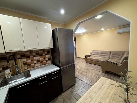 квартира за адресою Соборності вул. (Косіора), 43