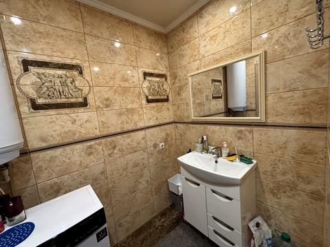 квартира за адресою Соборності вул. (Косіора), 43