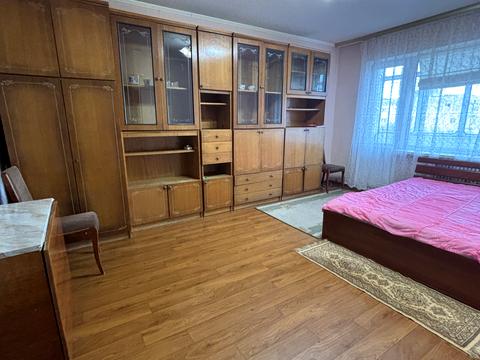 квартира по адресу Степана Бандери ул., 22/2