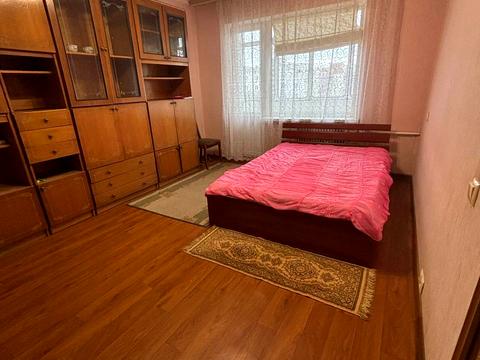 квартира по адресу Степана Бандери ул., 22/2