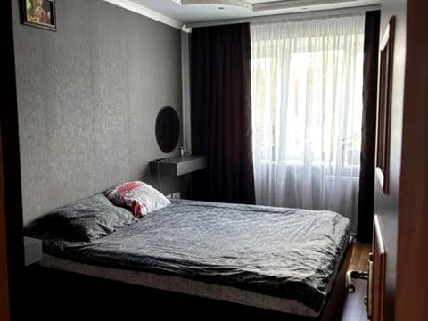 квартира за адресою Зарічанська вул., 3