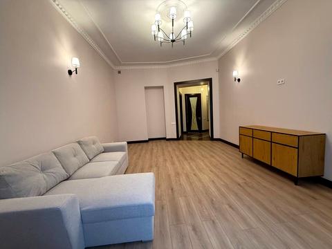 квартира по адресу Свободи ул., 19