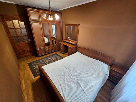 квартира за адресою Степана Бандери вул., 8