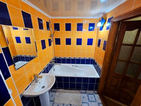 квартира за адресою Степана Бандери вул., 8