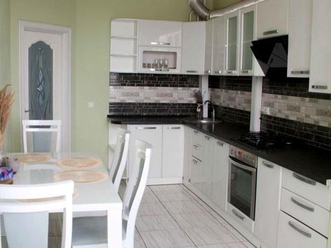 квартира за адресою Панаса Мирного вул., 18-А