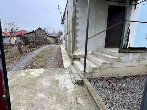 будинок за адресою Кам'янецька вул., 81