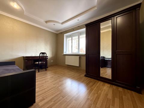 будинок за адресою Плоска вул., 24