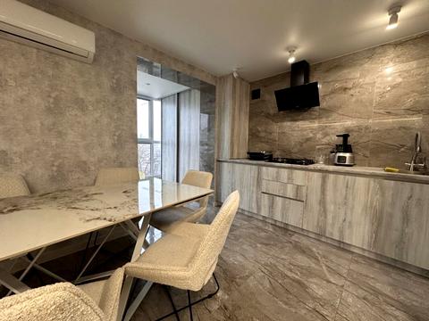 квартира за адресою Черкаси, Героїв Дніпра вул., 6