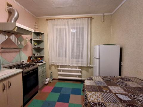 квартира за адресою Космонавтів вул., 142а; 142б