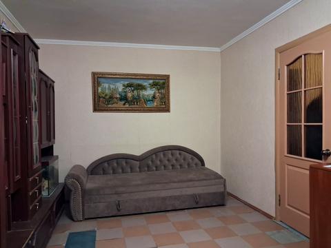 квартира за адресою Космонавтів вул., 142а; 142б