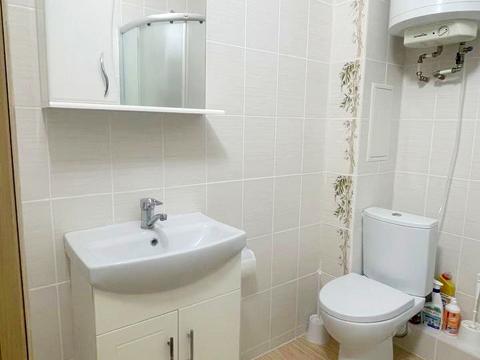 квартира за адресою Героїв України просп. (Героїв Сталінграду), 75б