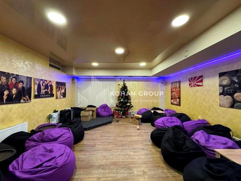 комерційна за адресою Подільська вул., 58