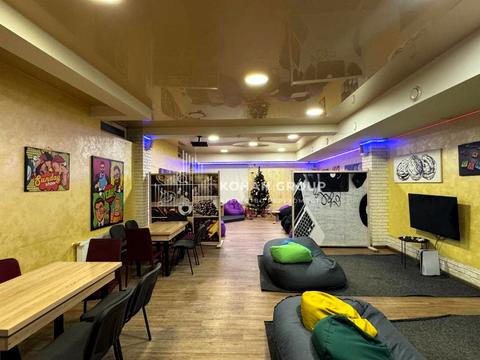 комерційна за адресою Подільська вул., 58