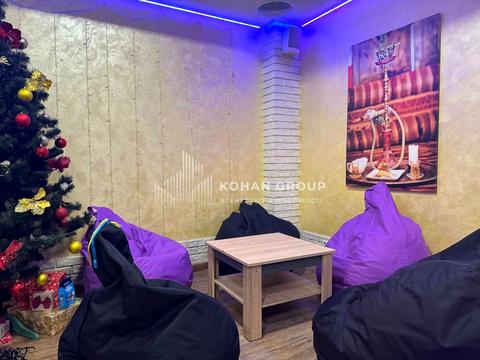 комерційна за адресою Подільська вул., 58