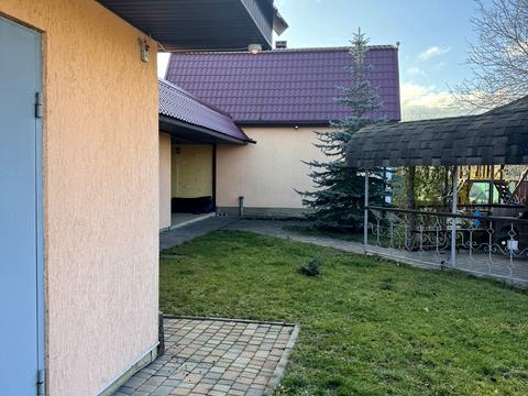 будинок за адресою Фотон