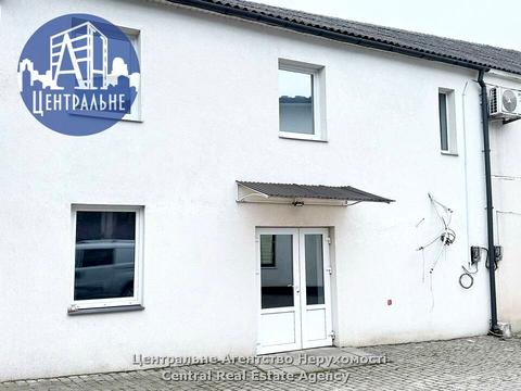 комерційна за адресою Чернівці, Богдана Хмельницького вул., 12