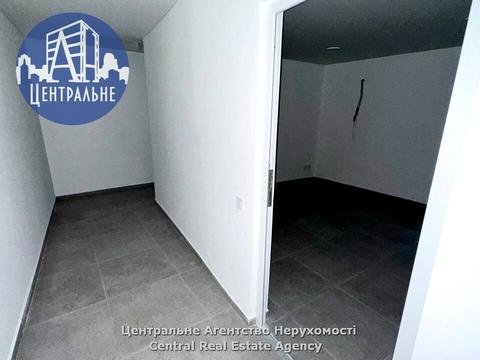 комерційна за адресою Чернівці, Богдана Хмельницького вул., 12