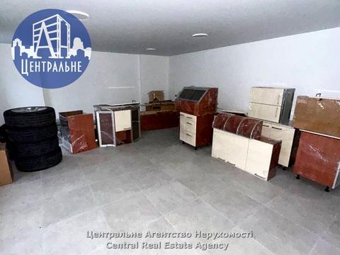 комерційна за адресою Чернівці, Богдана Хмельницького вул., 12