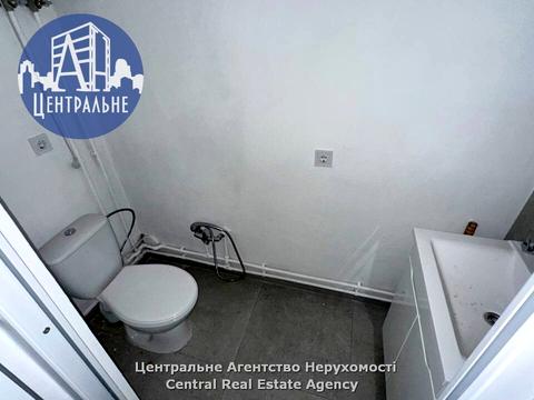 комерційна за адресою Чернівці, Богдана Хмельницького вул., 12