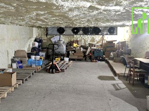 коммерческая по адресу Друга Нова, 2