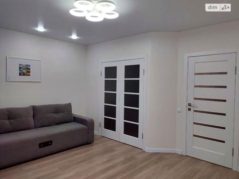 квартира за адресою Олега Антонова вул. (Карла Маркса), 10