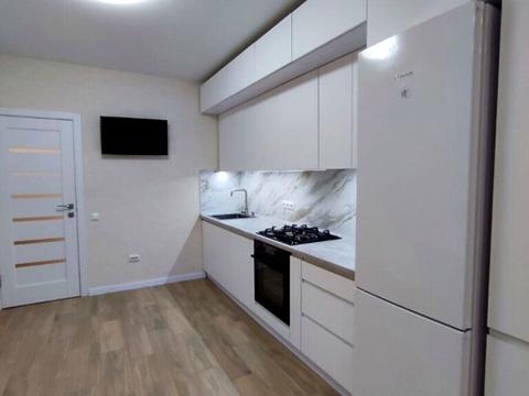 квартира за адресою Олега Антонова вул. (Карла Маркса), 10