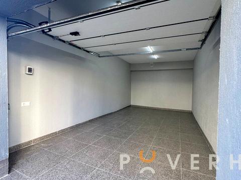 коммерческая по адресу Александра Довженко ул., 35