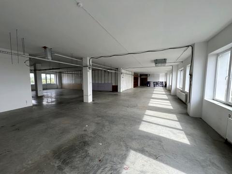 коммерческая по адресу Куприна ул. (Куприна), 1