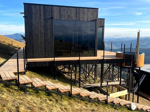 будинок за адресою смт. Верховина, Степана Бандери вул.